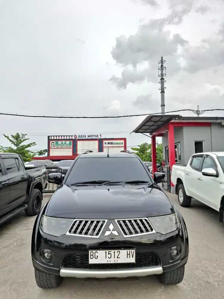 Pajero 2011 exceed matic. Km 128rb (terima bm)