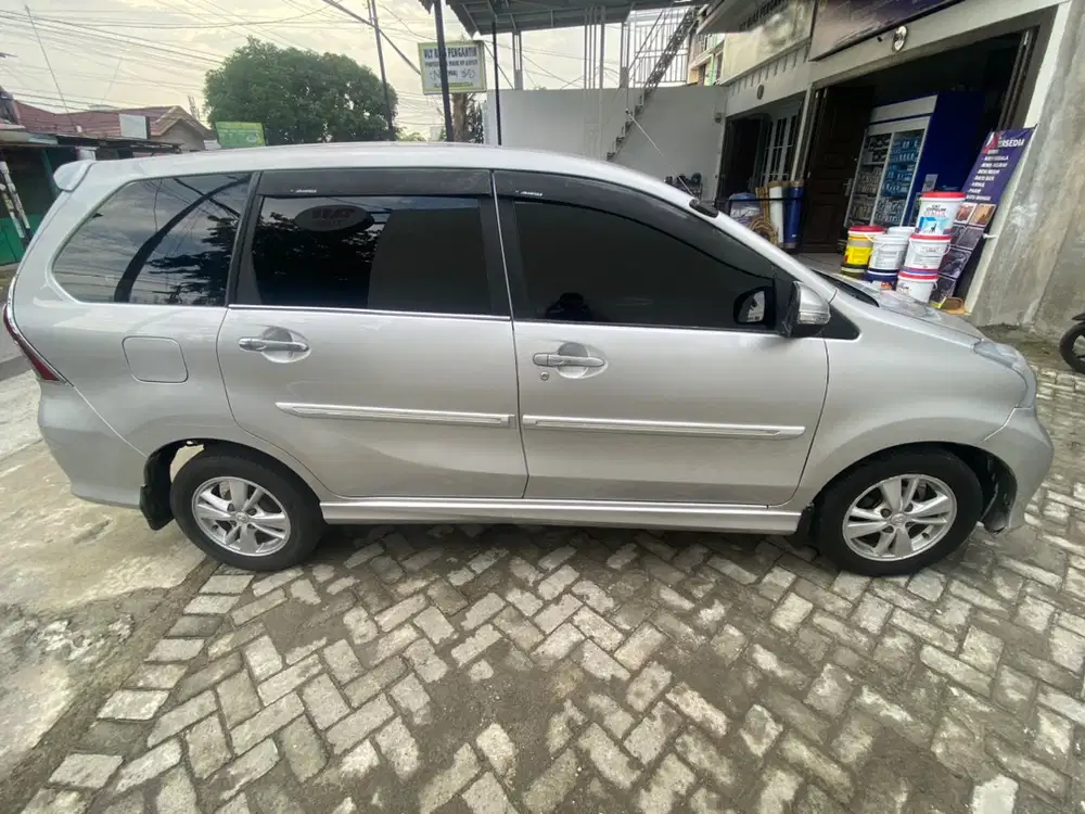 Toyota Avanza 2012 Bensin