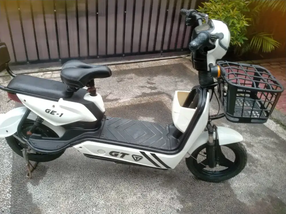 Sepeda listrik DE-1 DT