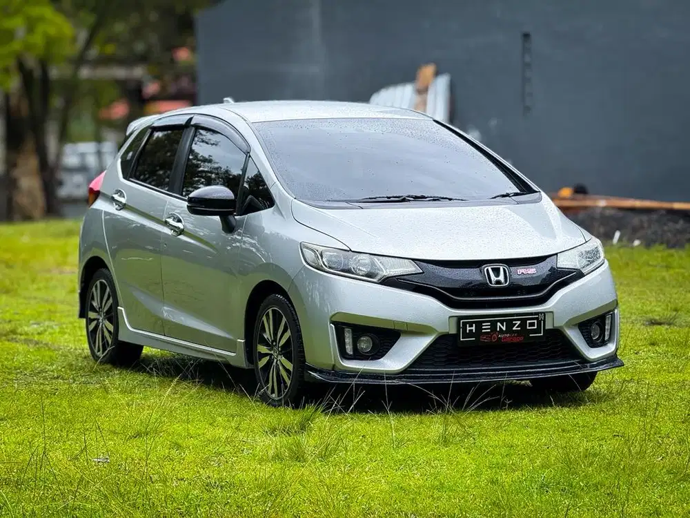 HONDA JAZZ RS GK5 AT 2014