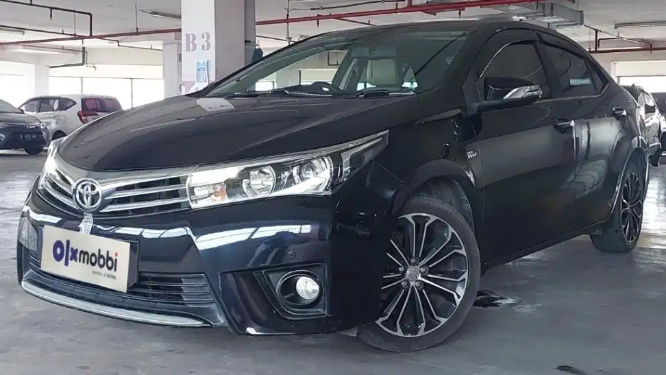 TDP 7,JT Toyota Corolla Altis 1.8 V Bensin-AT Hitam 2014