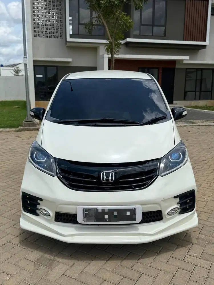 Honda Freed 2011
