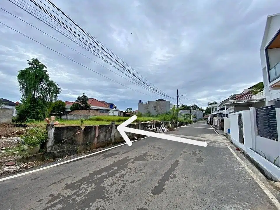 TANAH LUAS 500M / SHM DEKAT GRIYA AGUNG