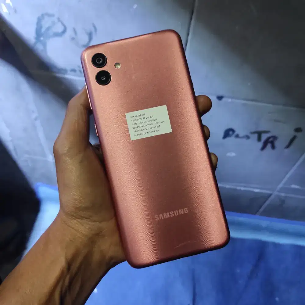 Samsung a04 4/64 GB