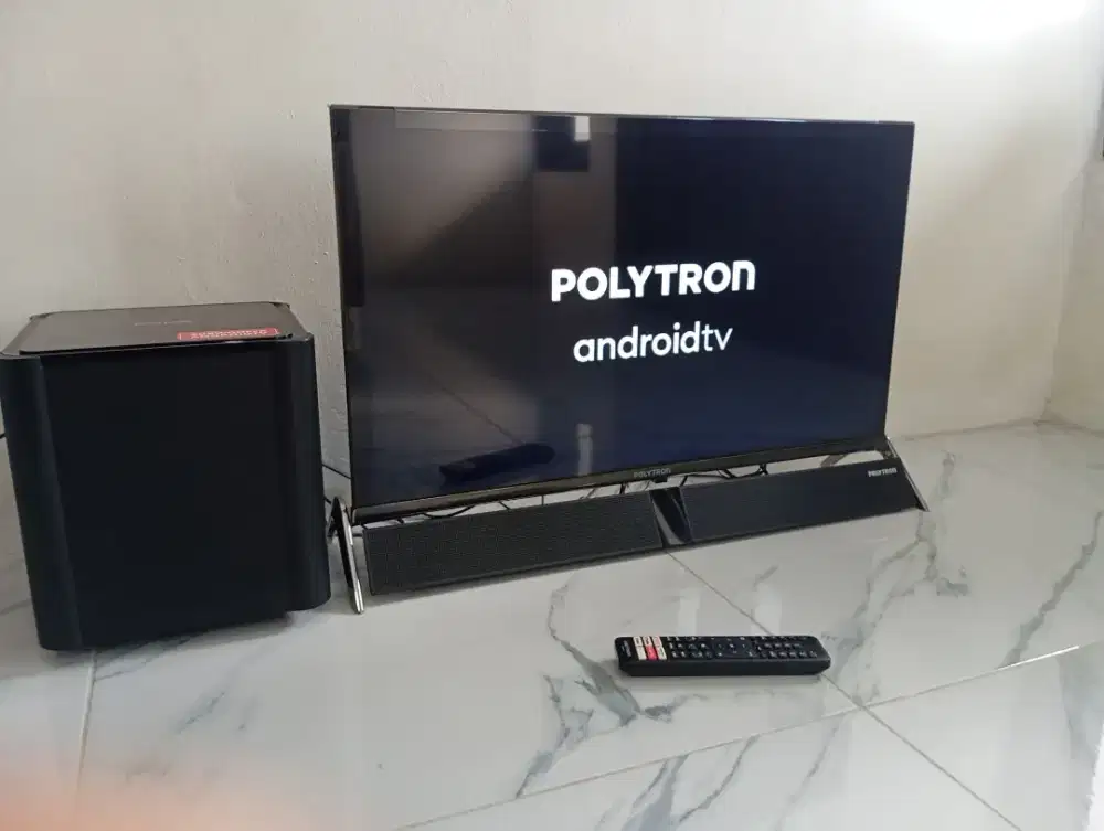 Tv led polytron google tv seri soundbar satu set