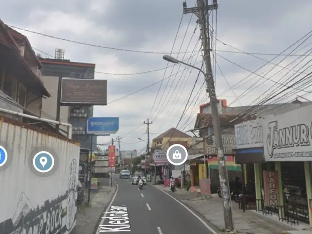 Tanah Tepi jl Raya Seturan/Kledokan, Sleman