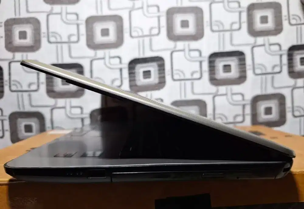 Jual laptop Hp 14 i5 dual VGA