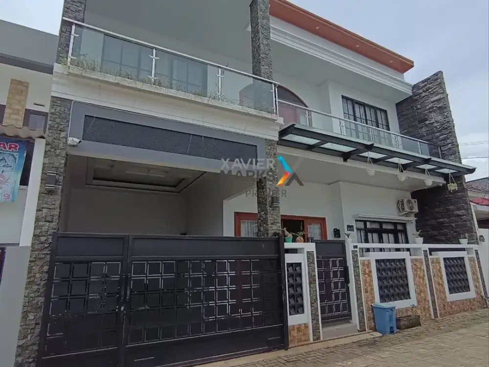 Rumah Mewah Ada Rooftop Family Friendly Area di Pakis Malang