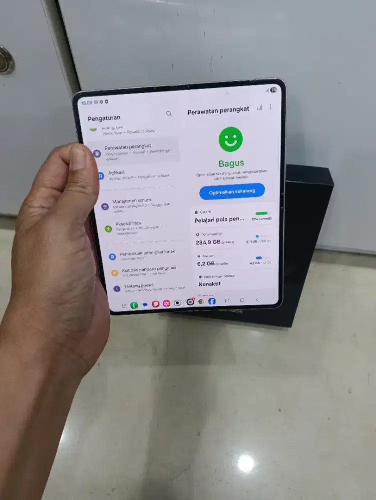 Samsung fold 4 5g 12/256 resmi Indonesia like New