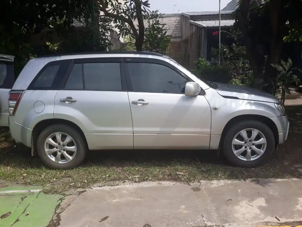 suzuki grand vitara (2007)