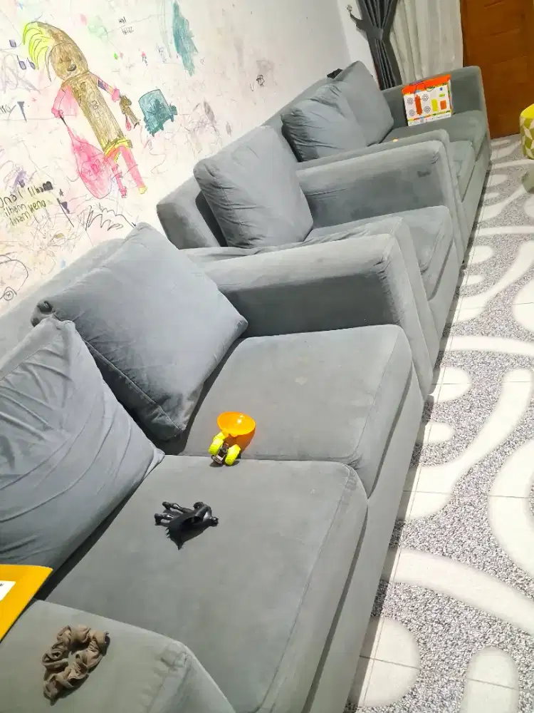 Sofa tamu 1 set plus meja