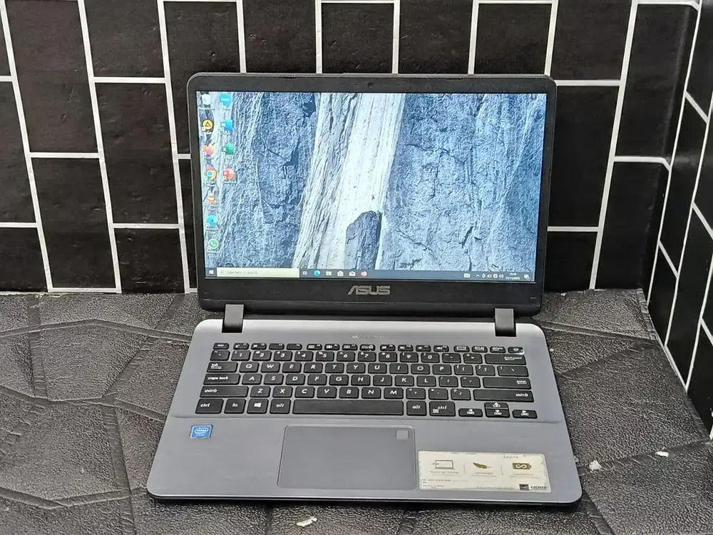 Asus Vivobook X407MA Intel Celeron N4000