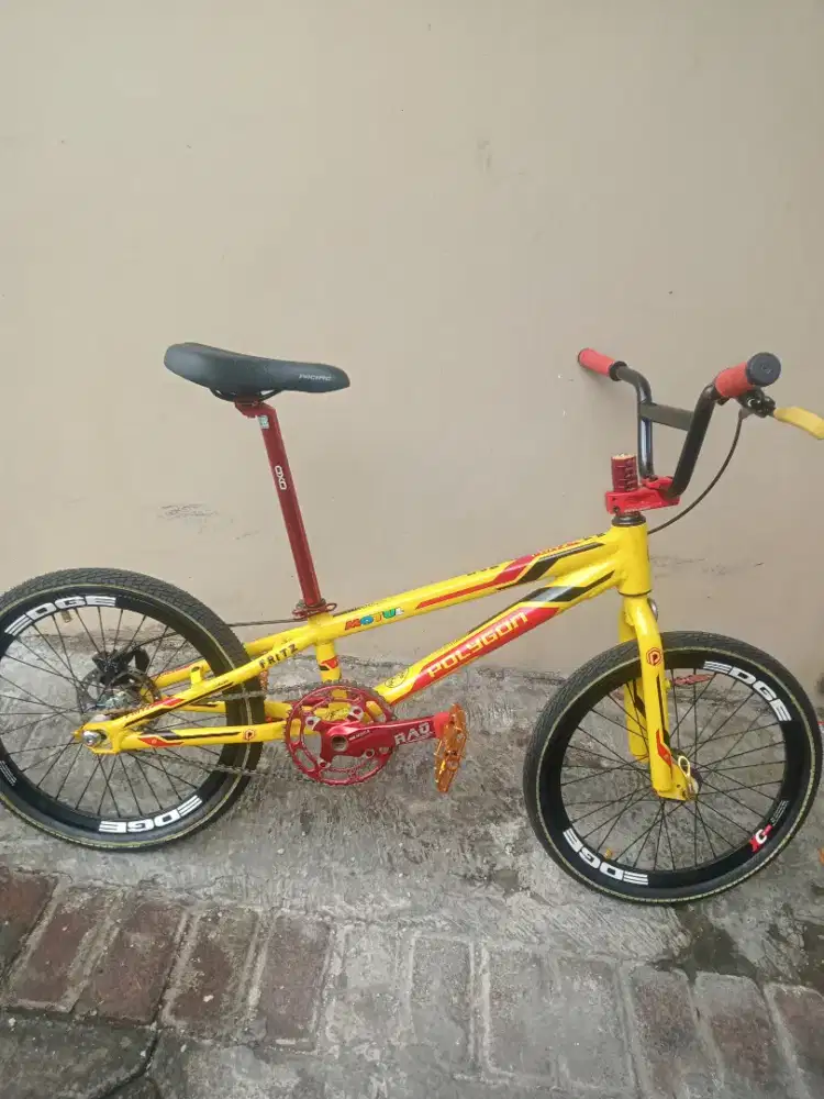 BMX Polygon ukuran 20 Sudah Upgrade