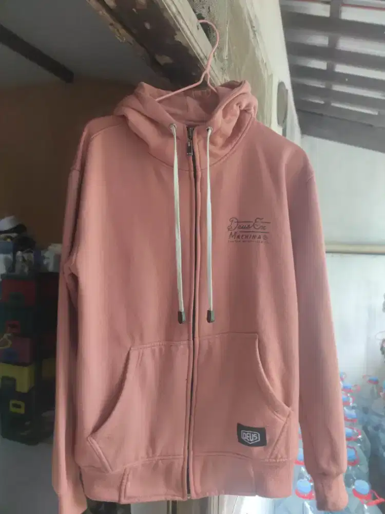 Hoodie Ukuran M