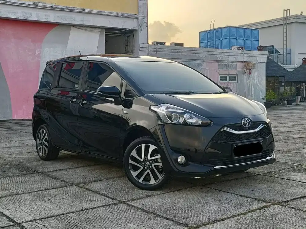 [ TDP 9 JUTA ] SIENTA V AT 2021 LOW KM 34 RIBU