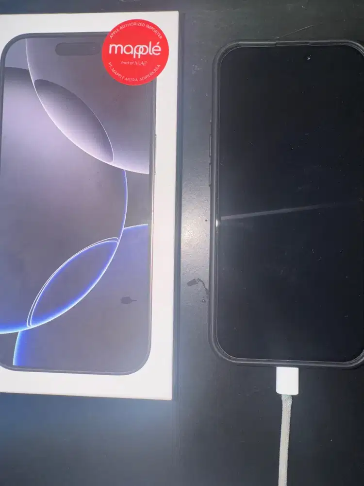 Iphone 16 pro (pemakaian 3 bulan)