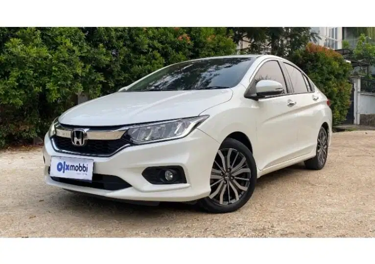 TDP 8,JT Honda City 1.5 E Bensin-AT Putih 2018
