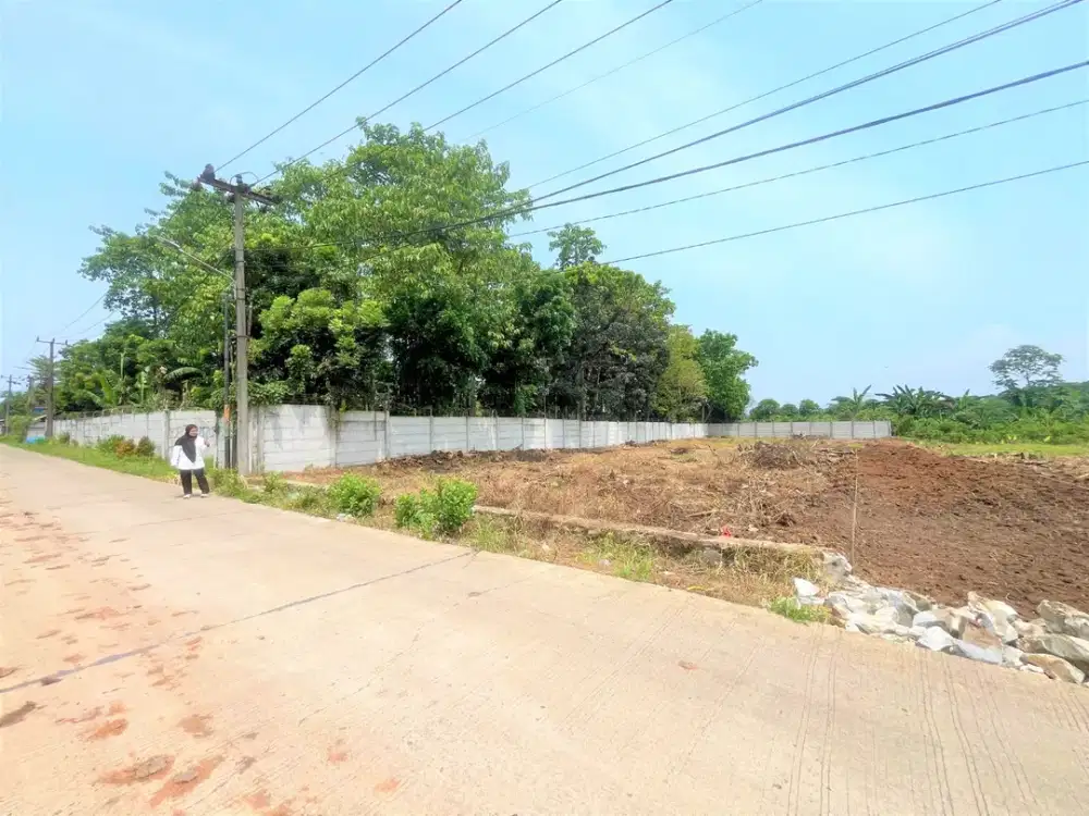 15 Menit Stasiun Cisauk, Kavling Tepi Jalan