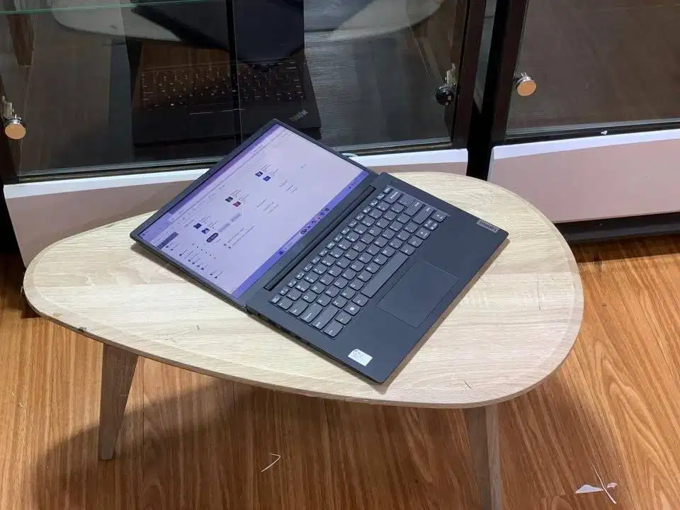 Lenovo V14 G3 IAP Corei3-1215U Gen 12 FullHD Slim Mulus Normal No-min