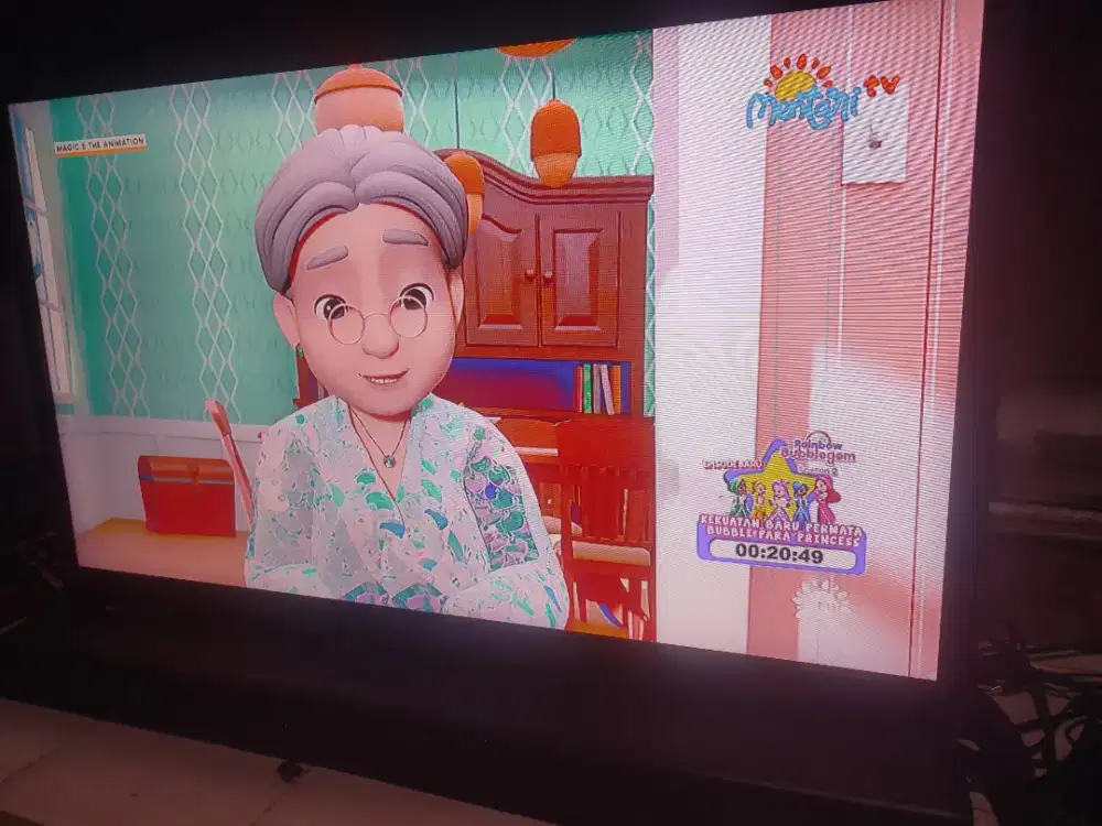 tv polytron 32 inchi soundbarr