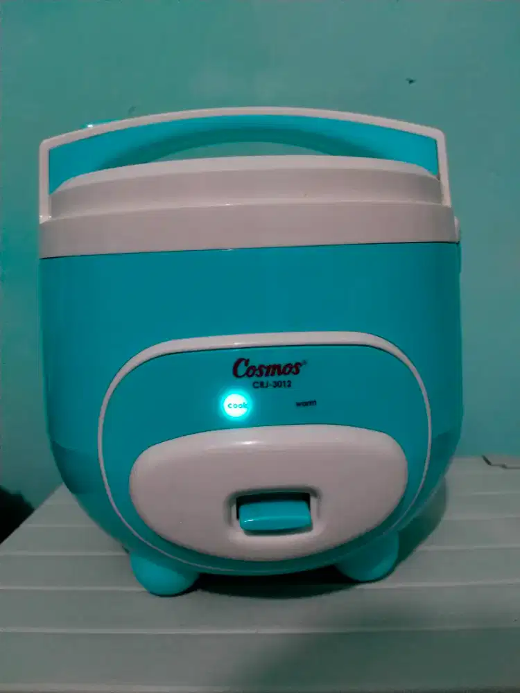 Tempat masak nasi, dispenser