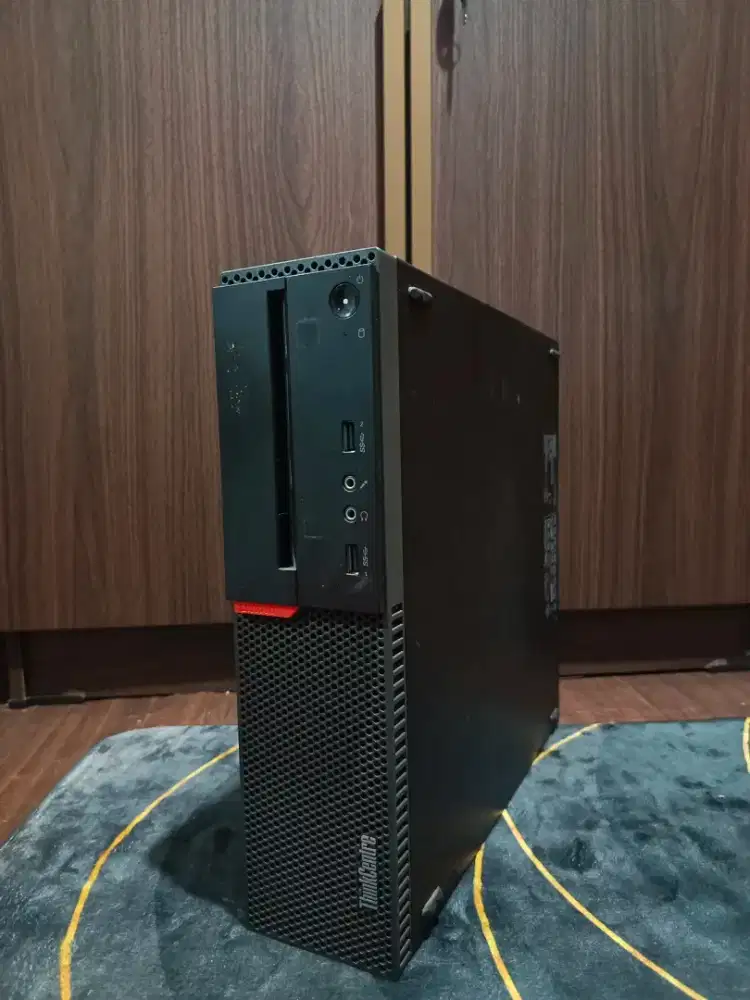 Lenovo ThinkCentre M900 Intel i5 6600 RAM 8gb DDR4 SSD 256gb