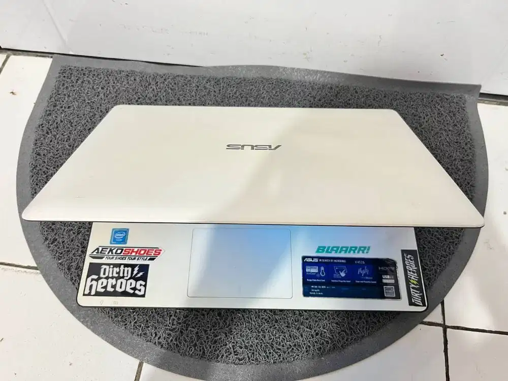 Laptop asus x453s putih Intel celeron n3050 1.6Ghz 2gb ram