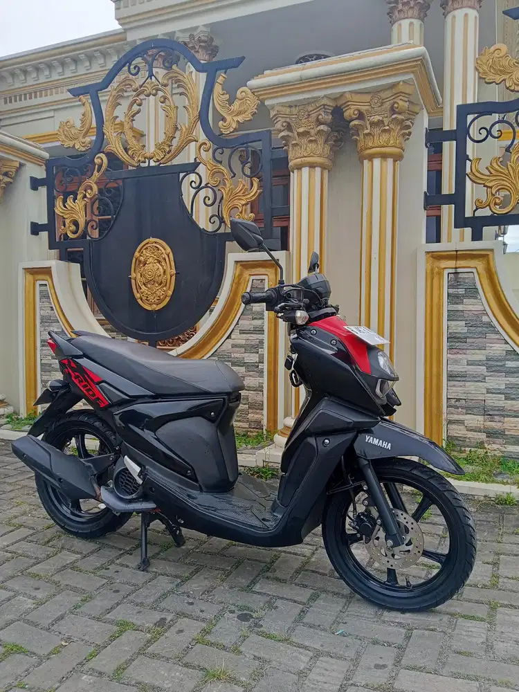 YAMAHA X-RIDE BLUE CORE 2019