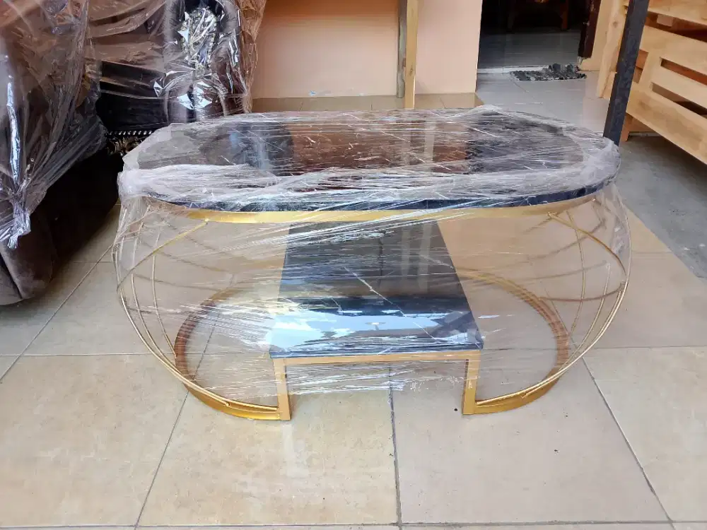 Meja Tamu Besi Motif Marmer