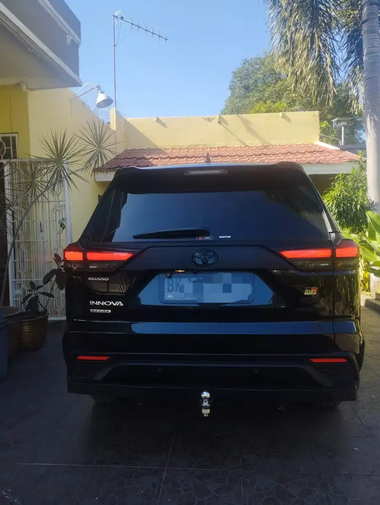 Toyota Kijang Innova 2023 Hybrid