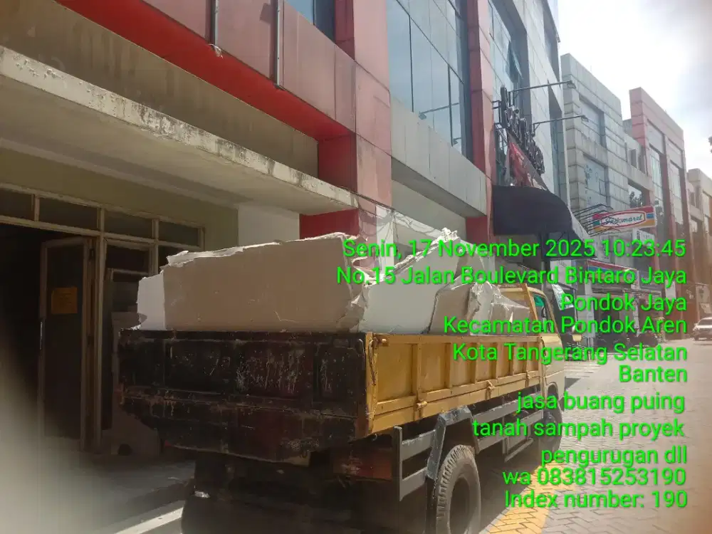 Tukang buang puing sampah dll