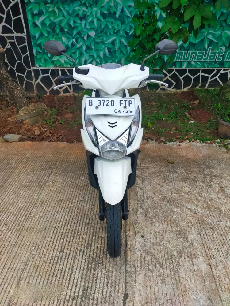 BEAT FI PUTIH MULUS TERAWAT