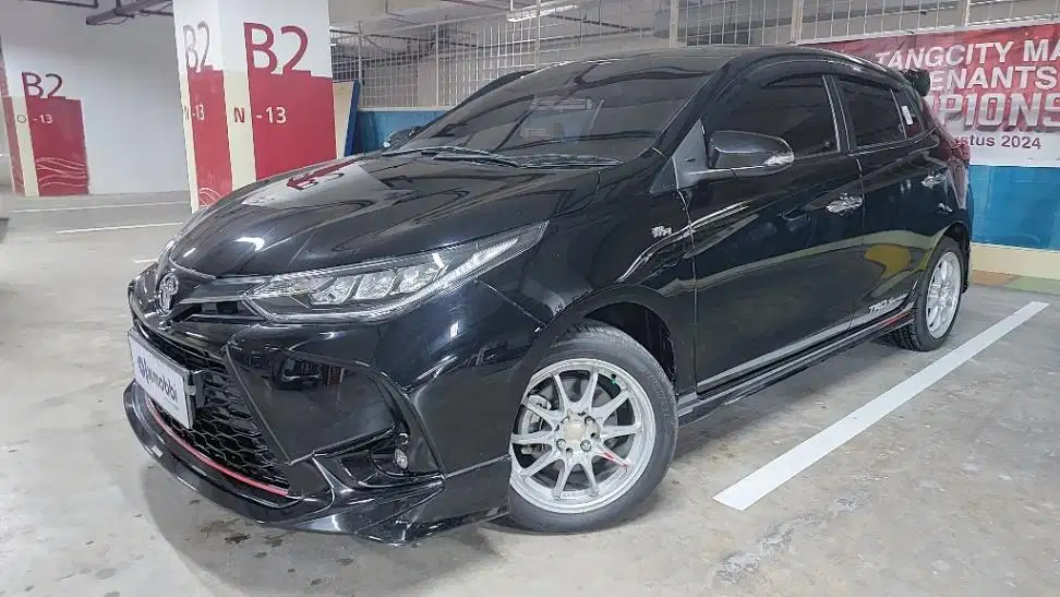 TDP 10JT Toyota Yaris 1.5 S Bensin-MT Hitam 2021