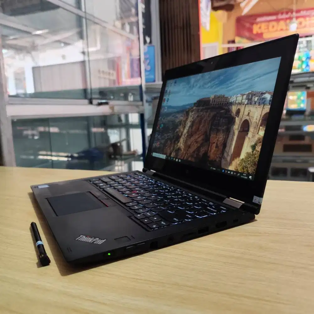 Laptop Lenovo Yoga Thinkpad Intel Core i5 Flip Touchscreen Pen Stylus