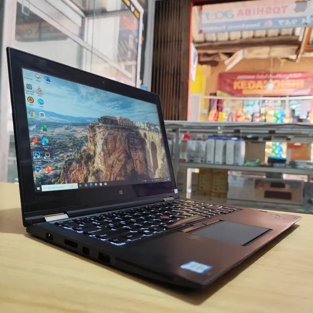 Laptop Lenovo Yoga Thinkpad Intel Core i5 Flip Touchscreen Pen Stylus