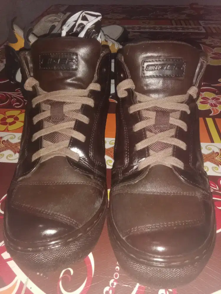 Eiger gaea/sepatu riding