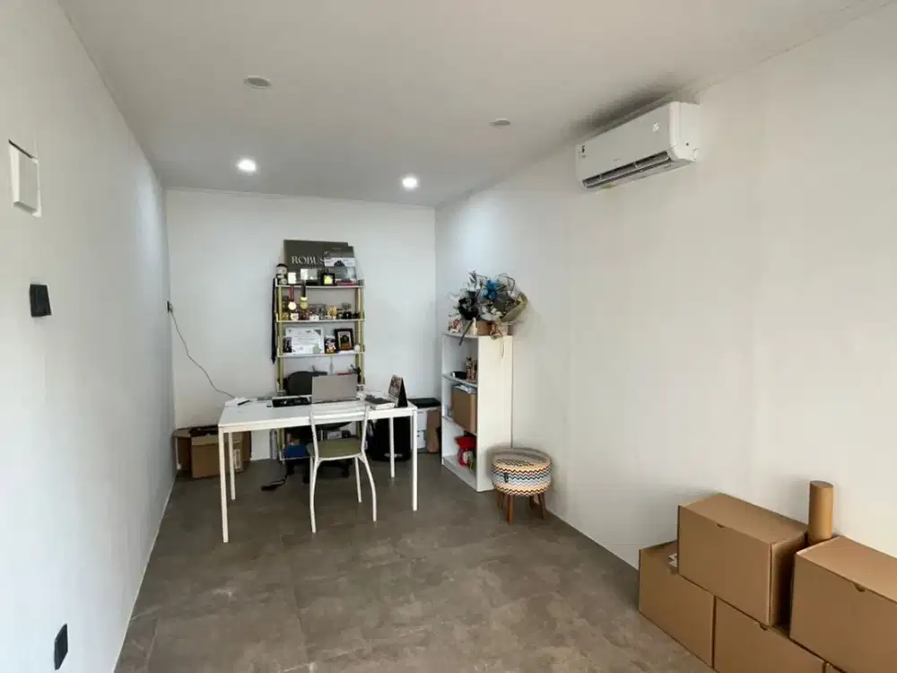 Rumah Sektor 1B Shm Semi furnished Gading Serpong, Tangerang