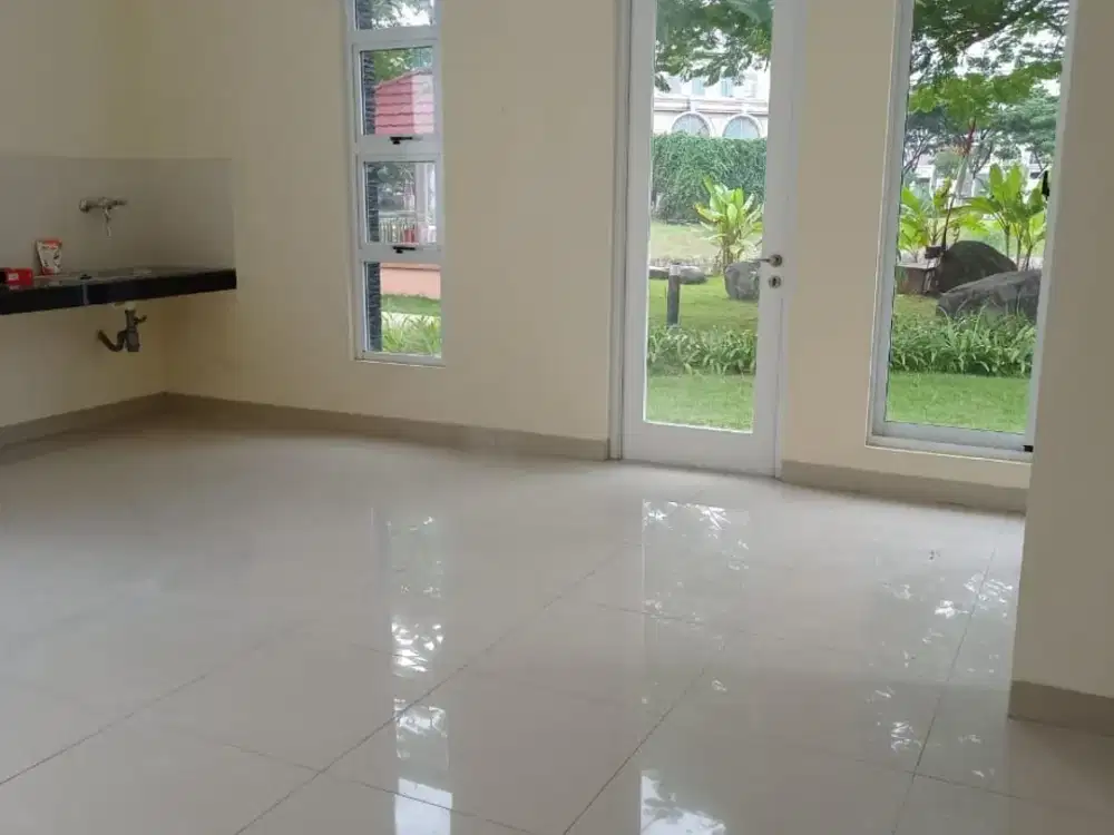 dijual cepat rumah 2 lantai termurah cluster amerika latin green lake