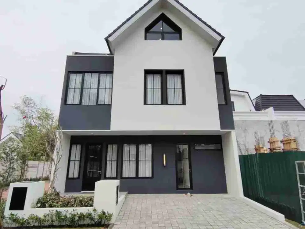 JUAL RUMAH DIAN ISTANA WHITE HOUSE EXT DEKAT GRAHA FAMILY LEBAR 9 HARGA 2M BAGUS MURAH BISA KPR