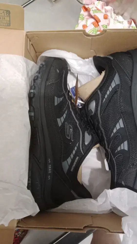 Sepatu Skechers