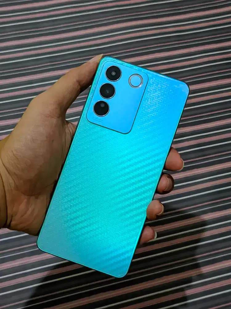 VIVO V27e Ram 8/256 tt bt