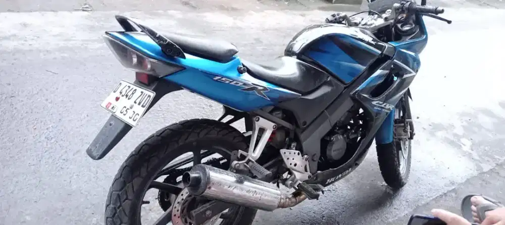 HONDA CBR 150 R 2010 ORSINILAN