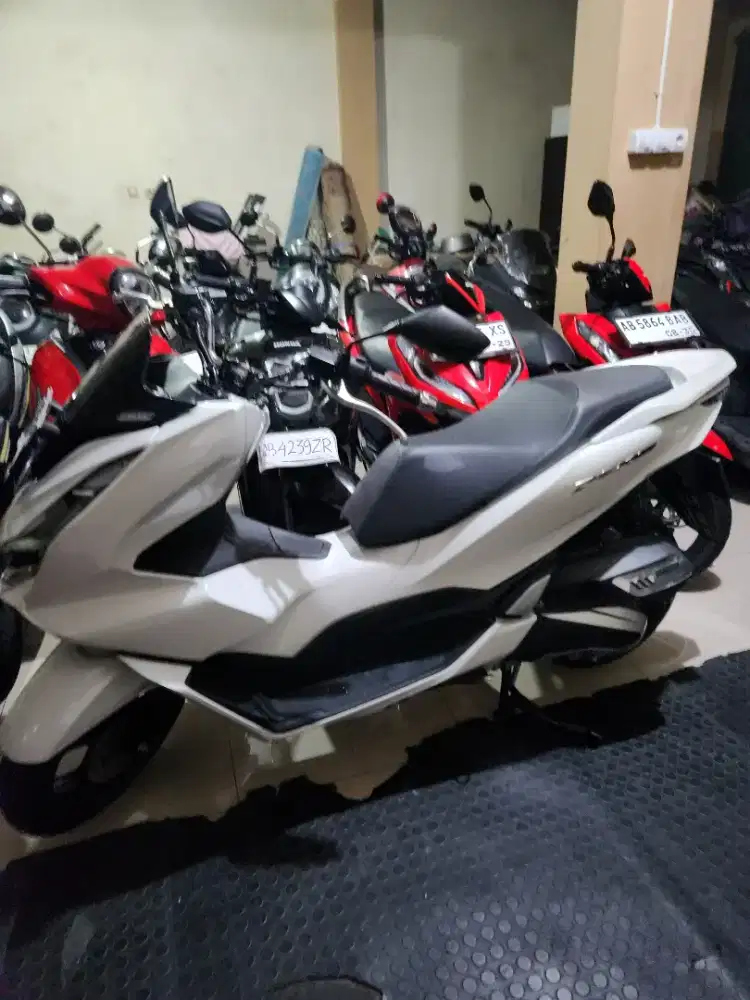 Pcx 160 abs putih 2021 Gbm gandu_baru_motor  remote wajib 2