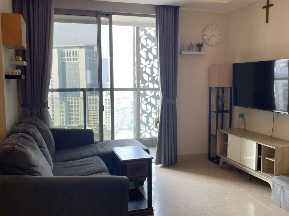 Dijual Apartement Gold Coast 2 BR Luas 90m2, Furnished
