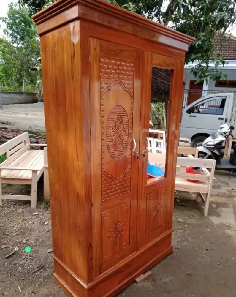 Lemari Pakaian 2pintu Jati