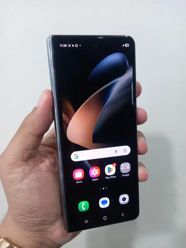 Samsung Galaxy Fold 4 Ram 12/256Gb 5G Fullset ada minus