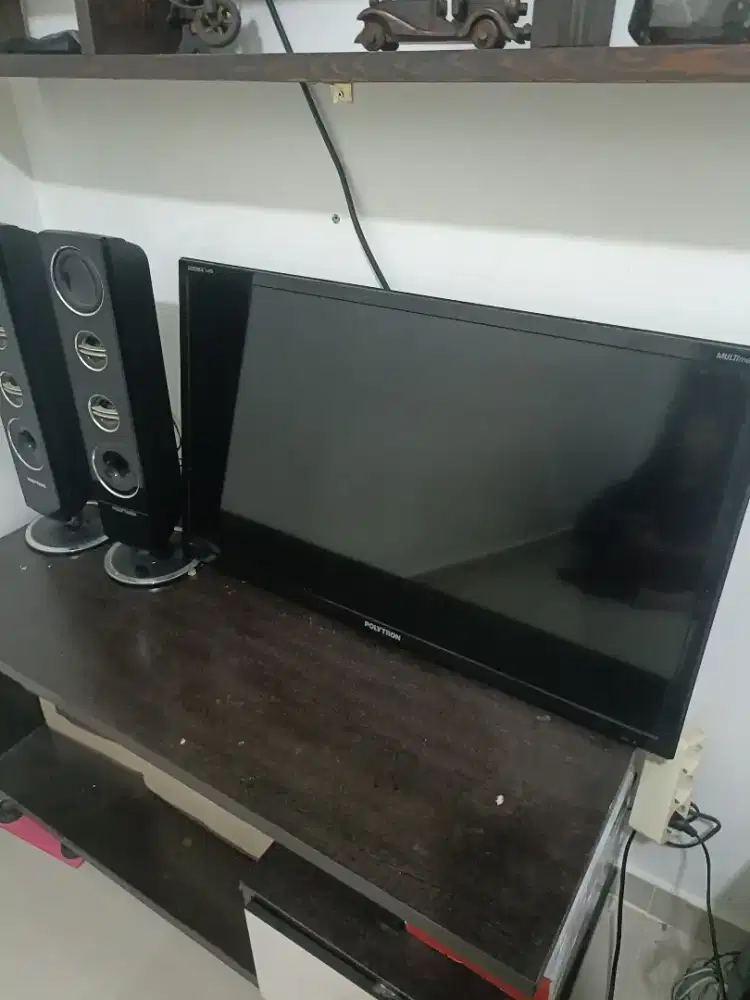 Polytron 32 inch+speaker