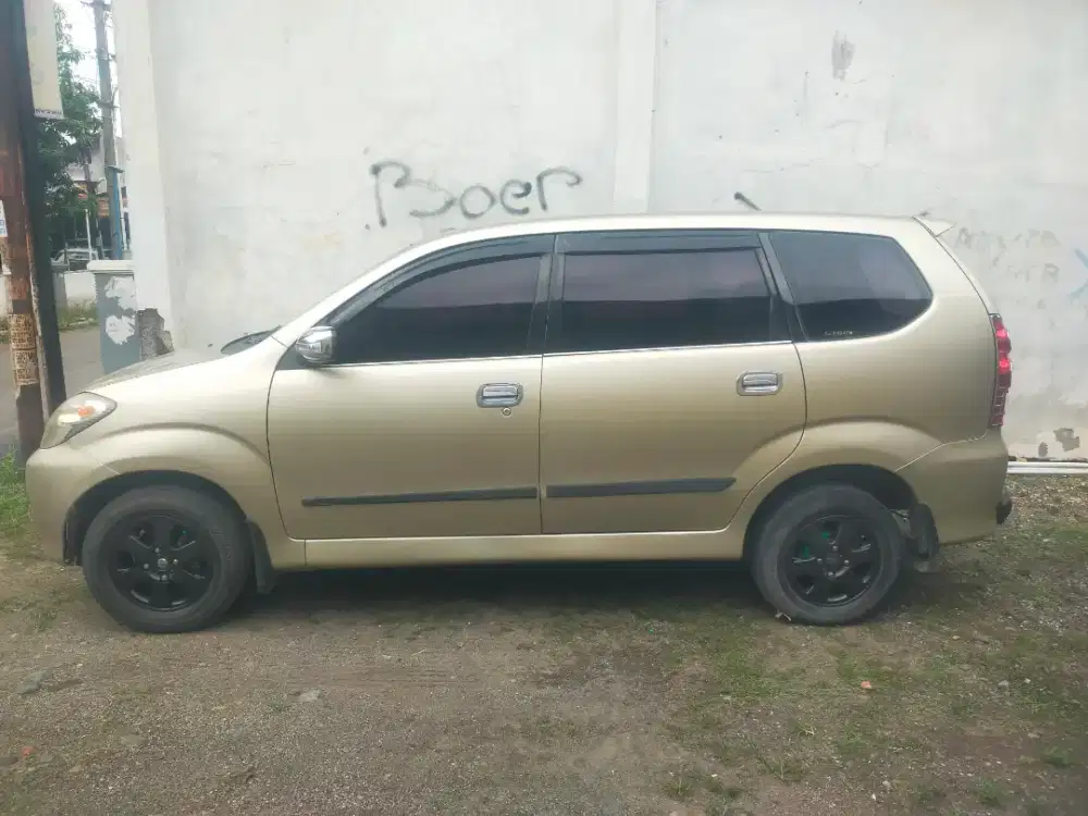 Toyota Avanza Tipe G