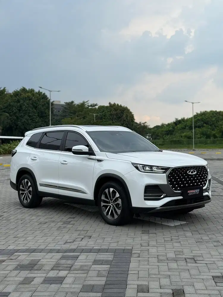 Chery Tiggo 8 Pro Premium Nik 2023 Putih Mulus panoramic sunroof 2024