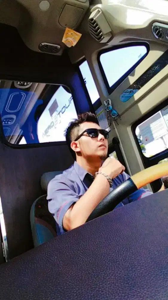 Cari pekerjaan sebagai pengemudi